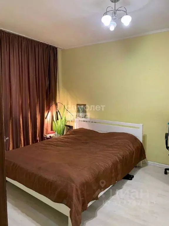 3-к кв. Курская область, Курск просп. Хрущева, 25 (59.5 м) - Фото 1