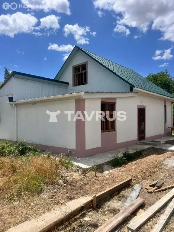 Дом в Мирное, Берёзовая улица, 25 (130 м) - Фото 0