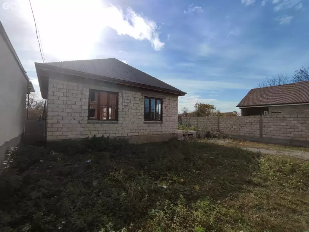 Дом в село Михайловское, улица Мичурина (86 м) - Фото 1