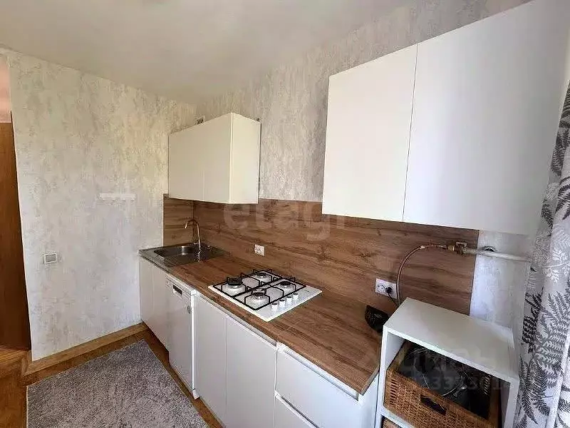 2-к кв. Адыгея, Майкоп ул. Юннатов, 8К1 (51.7 м) - Фото 1