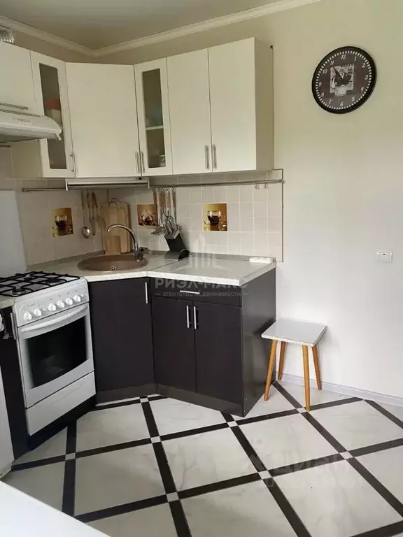 2-к кв. Брянская область, Брянск ул. Федюнинского, 11А (57.5 м) - Фото 1