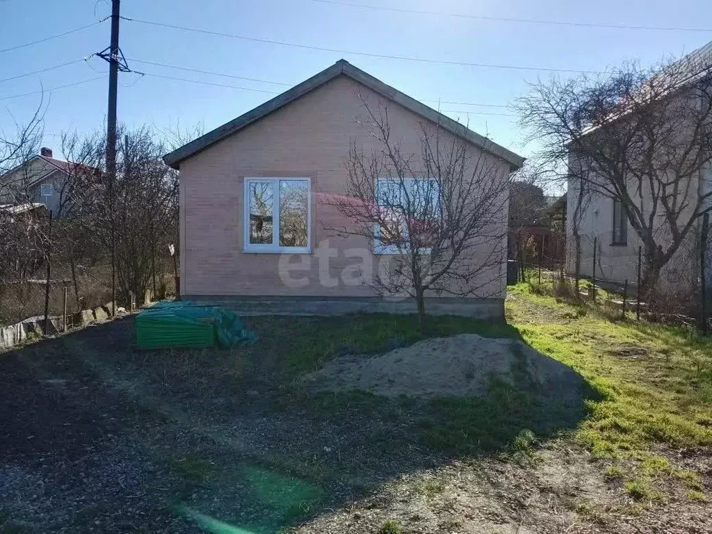 Дом в Краснодарский край, Темрюк ул. Ветеранов (60 м) - Фото 1