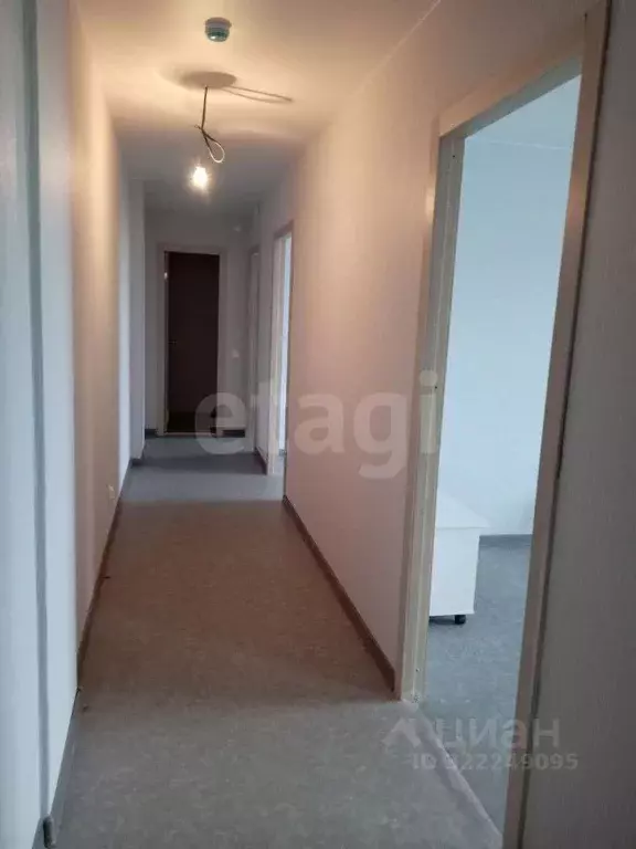2-к кв. Пермский край, Губаха Октябрьский просп., 14В (63.4 м) - Фото 1