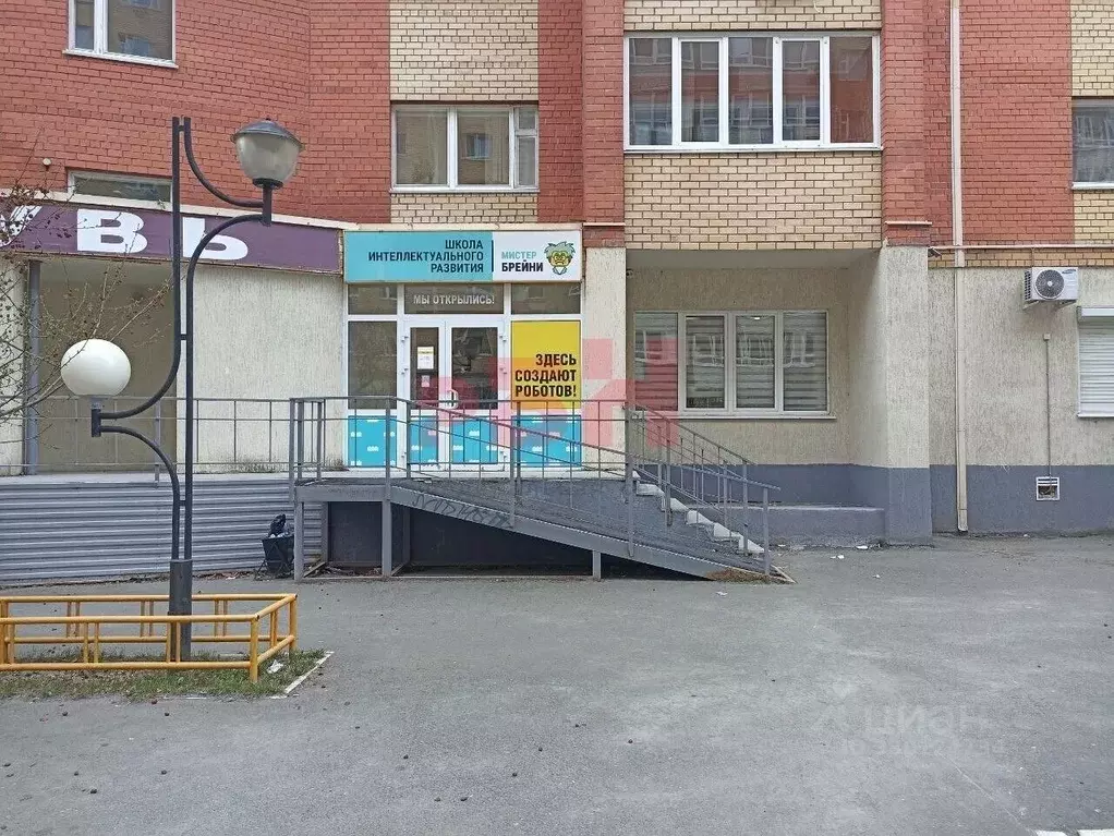 Помещение свободного назначения в Тюменская область, Тюмень ул. ... - Фото 1