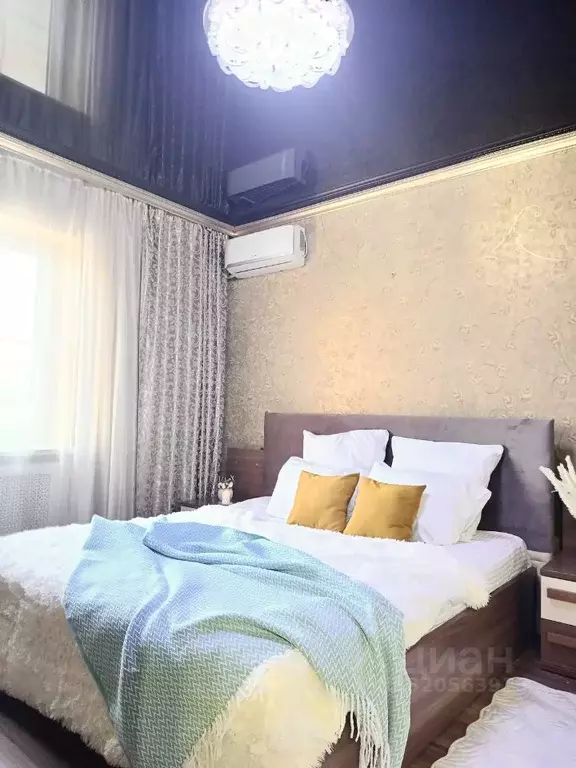 2-к кв. Астраханская область, Астрахань ул. Куликова, 85к2 (67.0 м) - Фото 1
