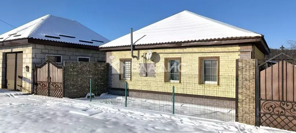 Дом в Белгородская область, Шебекино Заречная ул., 27 (70 м) - Фото 1