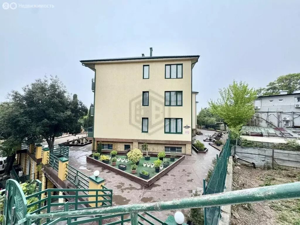 2-комнатная квартира: Алупка, улица Первого Мая, 1В (64 м) - Фото 1