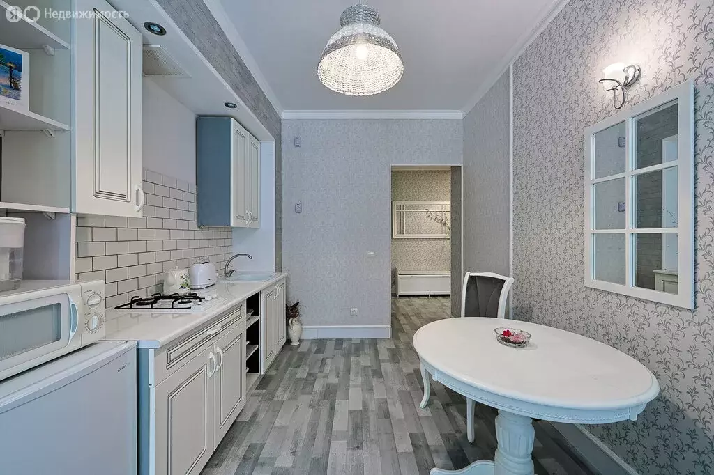 1-комнатная квартира: Калининград, Первомайская улица, 5 (43 м) - Фото 1