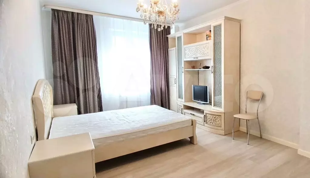 1-к. квартира, 51 м, 7/8 эт. - Фото 1
