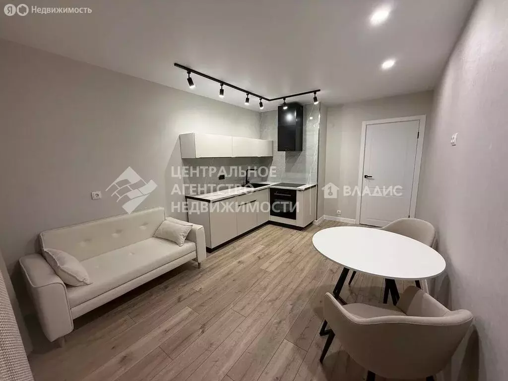 1-комнатная квартира: Рязань, Славянский проспект, 12 (45 м) - Фото 1