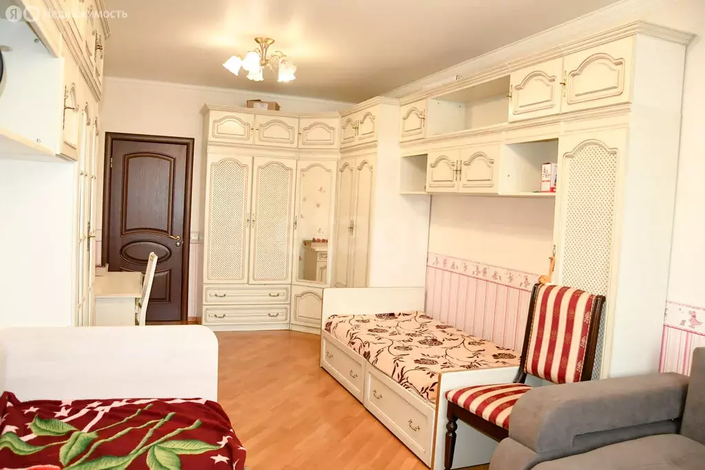 3-комнатная квартира: Чита, улица Анохина, 120А (131 м) - Фото 1