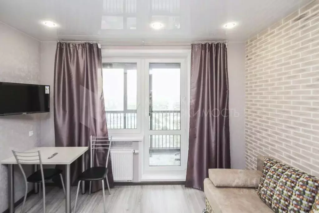 Студия Тюменская область, Тюмень ул. Тальниковая, 3 (21.4 м) - Фото 1