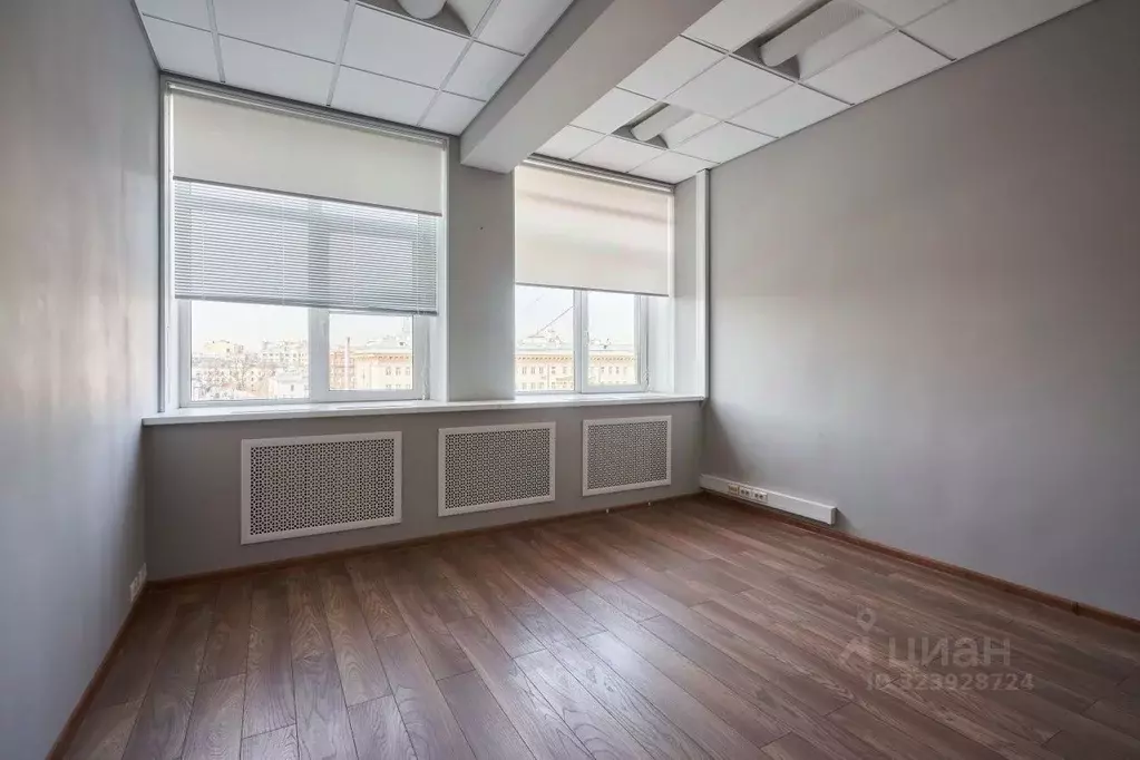 Офис в Москва Цветной бул., 30С1 (345 м) - Фото 1