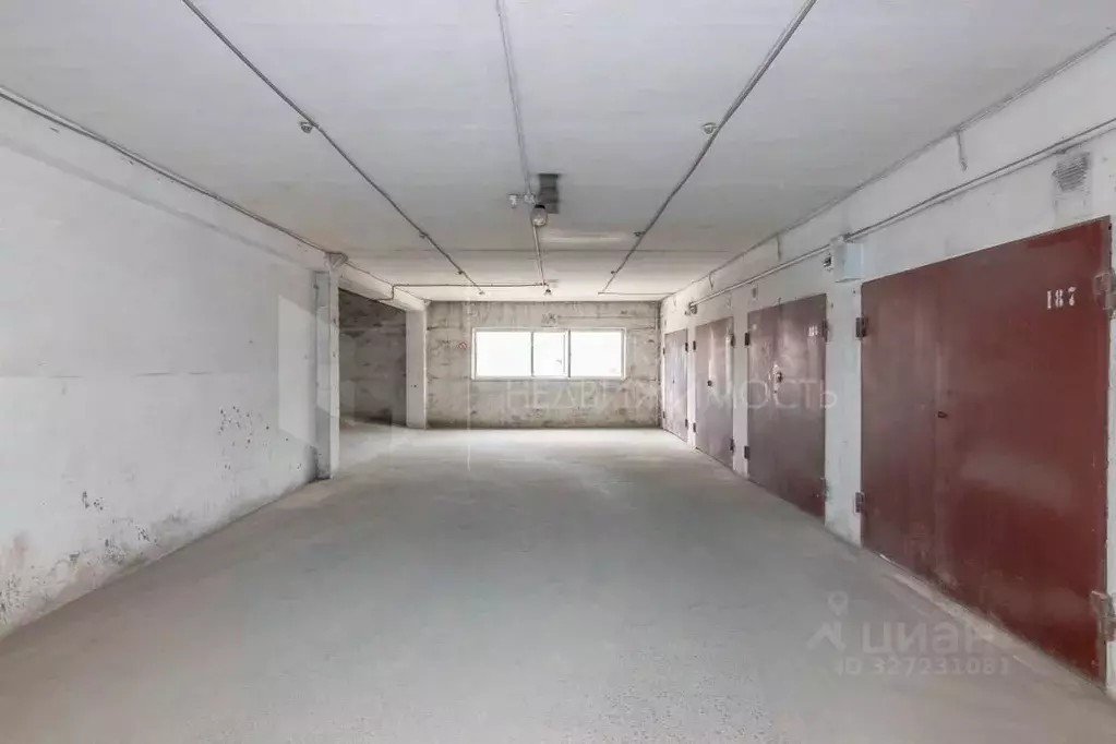 Гараж в Тюменская область, Тюмень ул. Василия Гольцова, 34 (19 м) - Фото 1