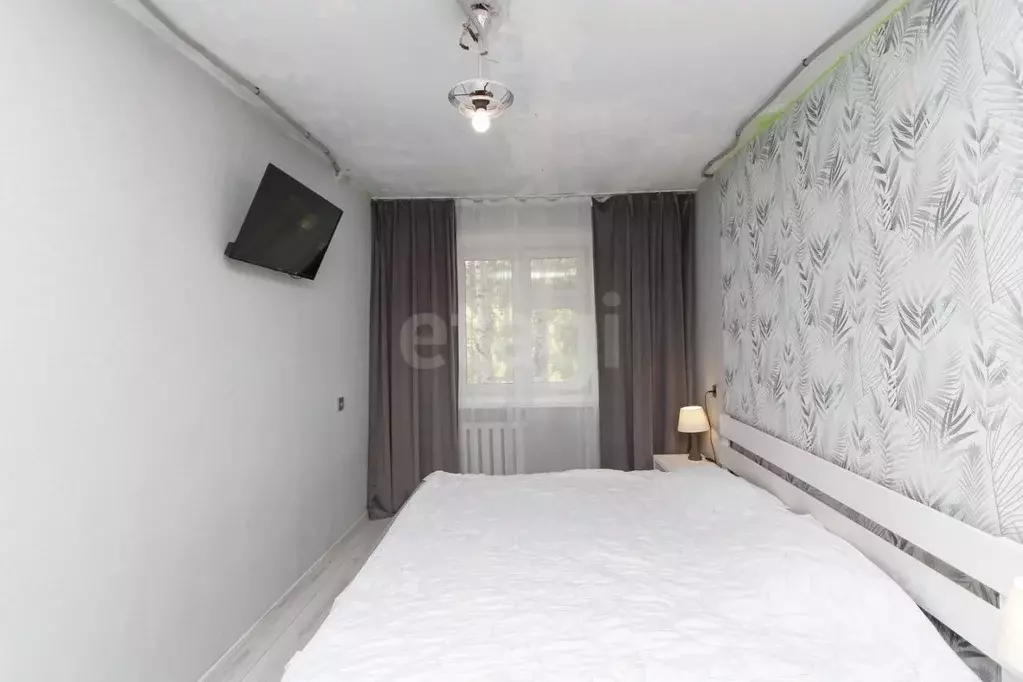 3-к кв. Тюменская область, Тюмень ул. Белинского, 24 (56.0 м) - Фото 0