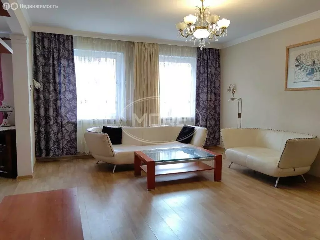 2-комнатная квартира: Калининград, Красная улица, 261А (74 м) - Фото 1