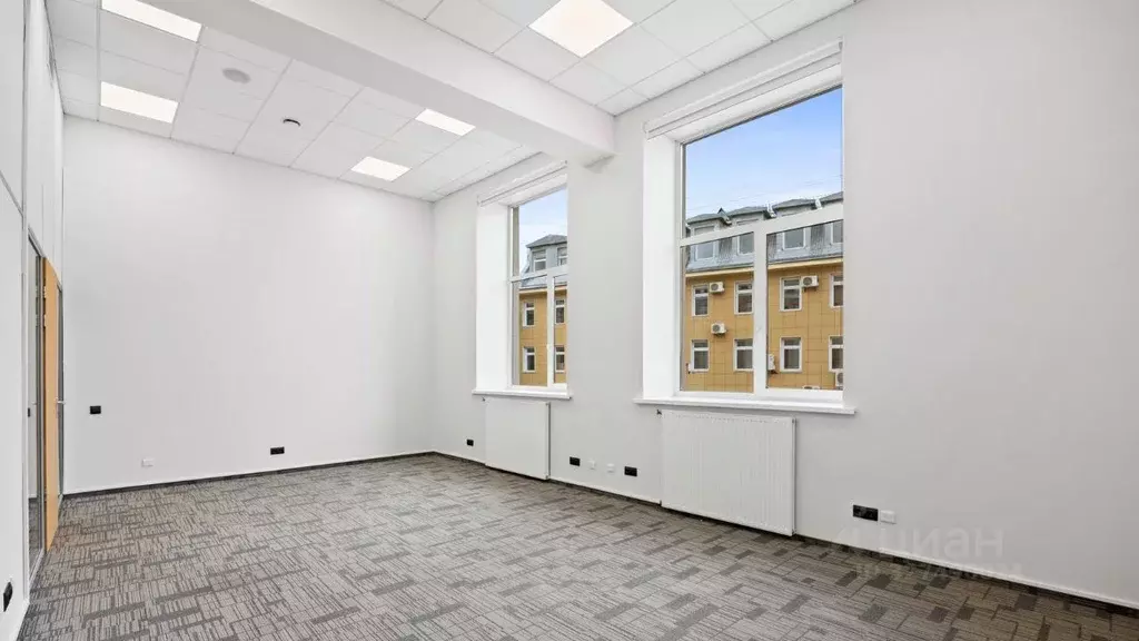 Офис в Санкт-Петербург ул. Чапаева, 15 (55 м) - Фото 2