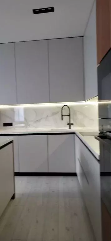 Квартира-студия, 26 м, 22/33 эт. - Фото 0
