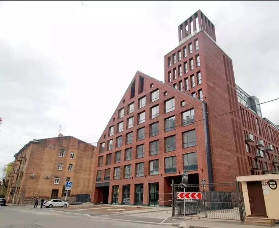 Гараж в Санкт-Петербург ул. Чапаева, 17к2 (14 м) - Фото 1