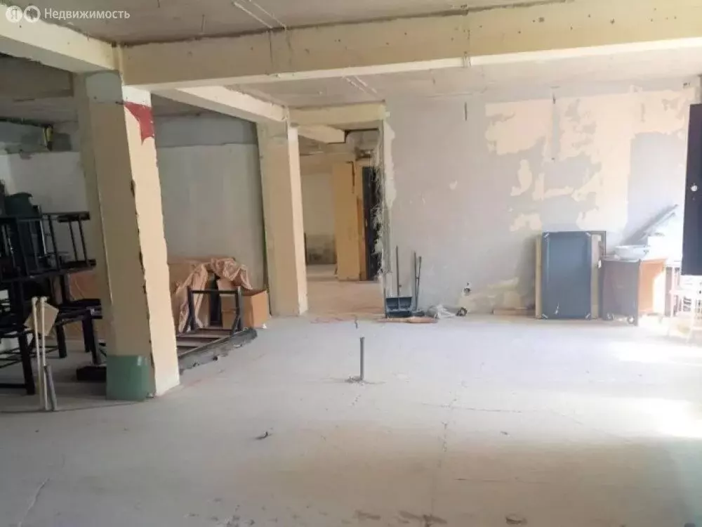 Торговая площадь (668 м) - Фото 2