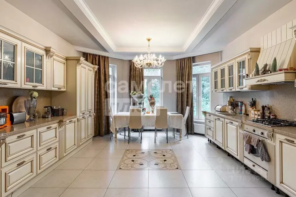 Дом в Москва ул. Леваневского, 13-15С4 (550 м) - Фото 1