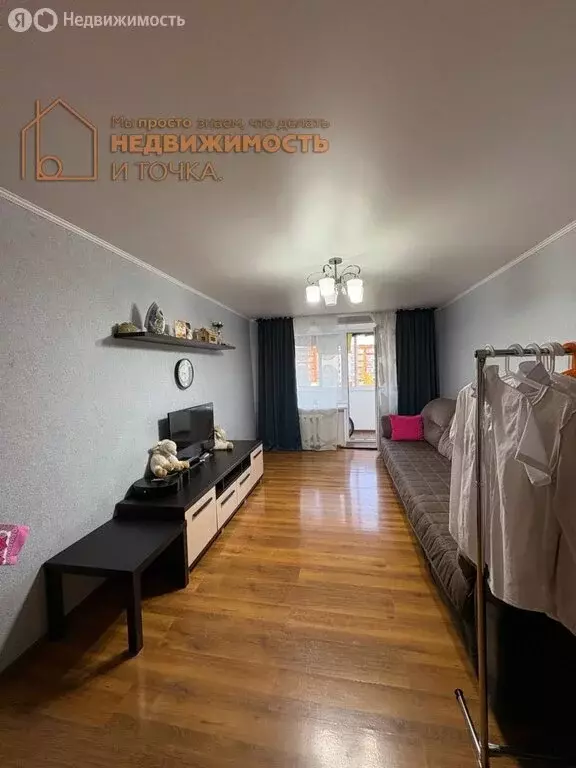 3-комнатная квартира: Дюртюли, улица Зарипова, 1 (70 м) - Фото 0