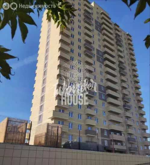 1-комнатная квартира: Тюмень, Таёжная улица, 2 (35.6 м) - Фото 1