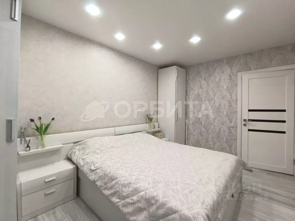 3-к кв. Тюменская область, Тюмень ул. Домостроителей, 4 (66.6 м) - Фото 1