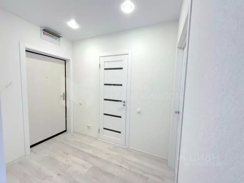 1-к кв. Тюменская область, Тюмень ул. Анатолия Клиндюка, 6 (36.1 м) - Фото 1