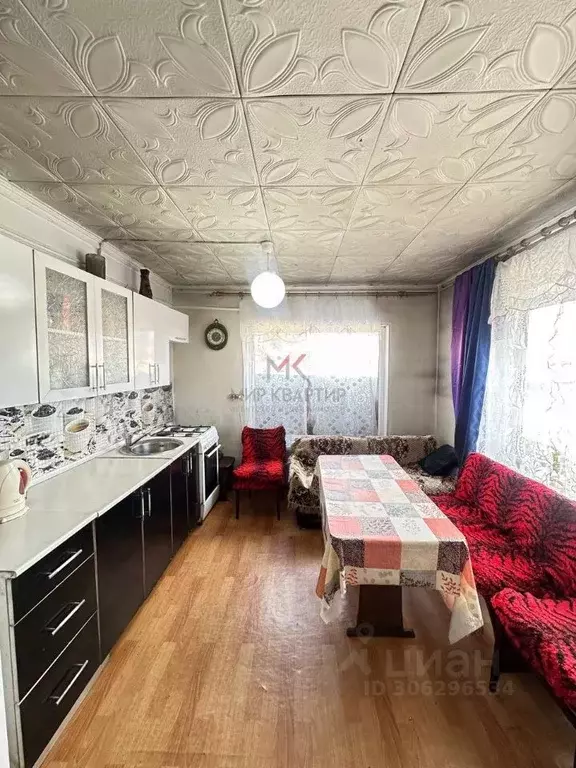 Дом в Тыва, Кызыл ул. Карбышева (69 м) - Фото 0