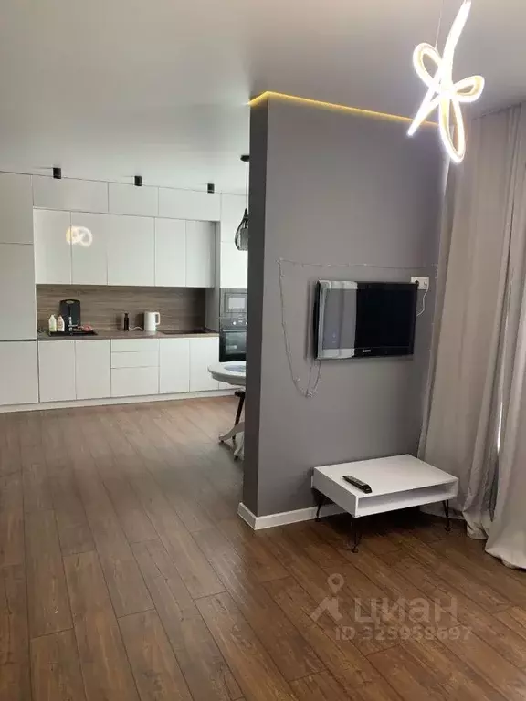 Студия Кемеровская область, Кемерово просп. Притомский, 31к1 (47.0 м) - Фото 2