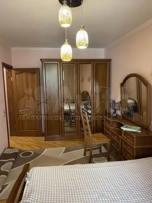 2-к. квартира, 70 м, 2/9 эт. - Фото 1