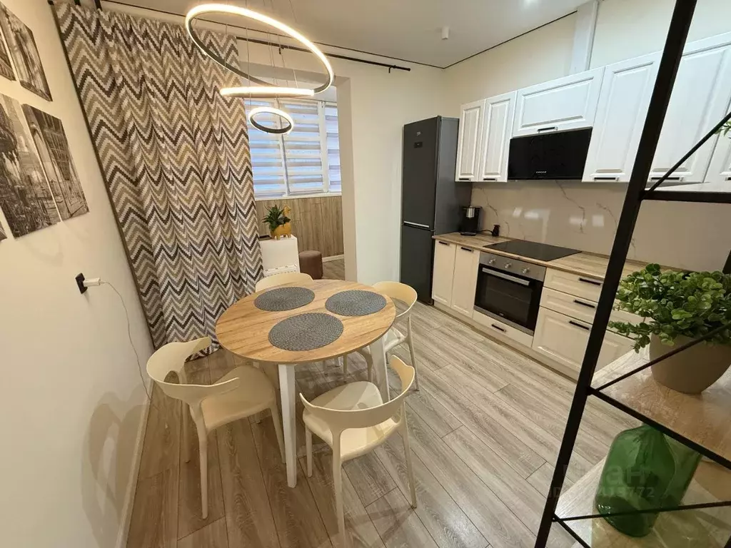 1-к кв. Волгоградская область, Волгоград ул. Качинцев, 79А (38.0 м) - Фото 0