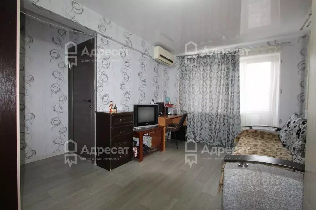 1-к кв. Волгоградская область, Волгоград ул. Дзержинского, 41 (30.5 м) - Фото 0