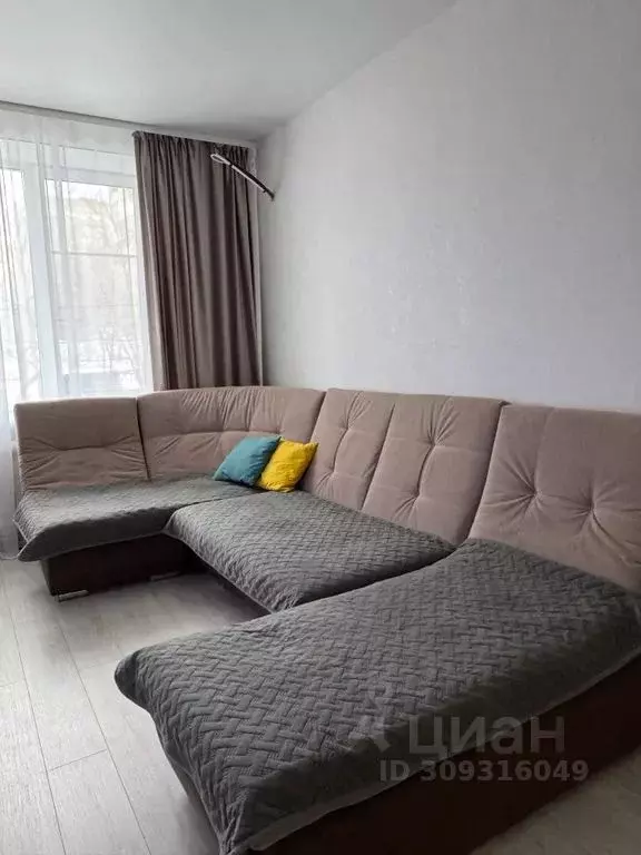 2-к кв. Волгоградская область, Волгоград Невская ул., 2 (53.0 м) - Фото 1