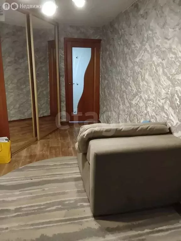 3-комнатная квартира: село Большое Сорокино, улица Ленина, 73 (56.1 м) - Фото 1