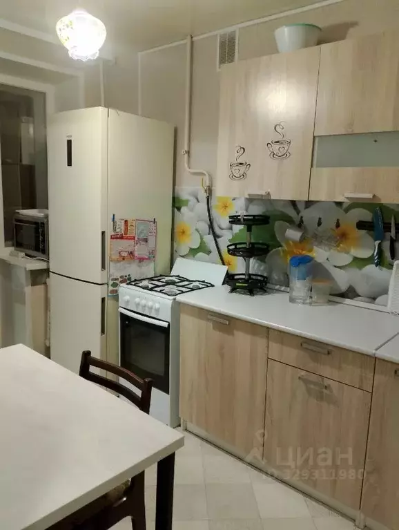 1-к кв. Удмуртия, Ижевск Клубная ул., 70 (36.0 м) - Фото 1