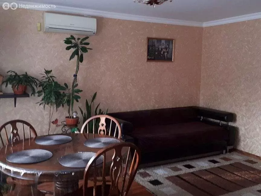 3-комнатная квартира: Ставрополь, проспект Юности, 10 (58 м) - Фото 0