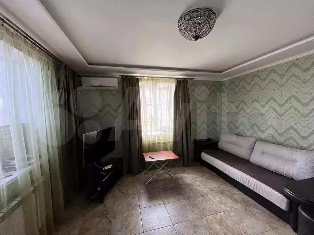 2-к. квартира, 55 м, 2/3 эт. - Фото 1