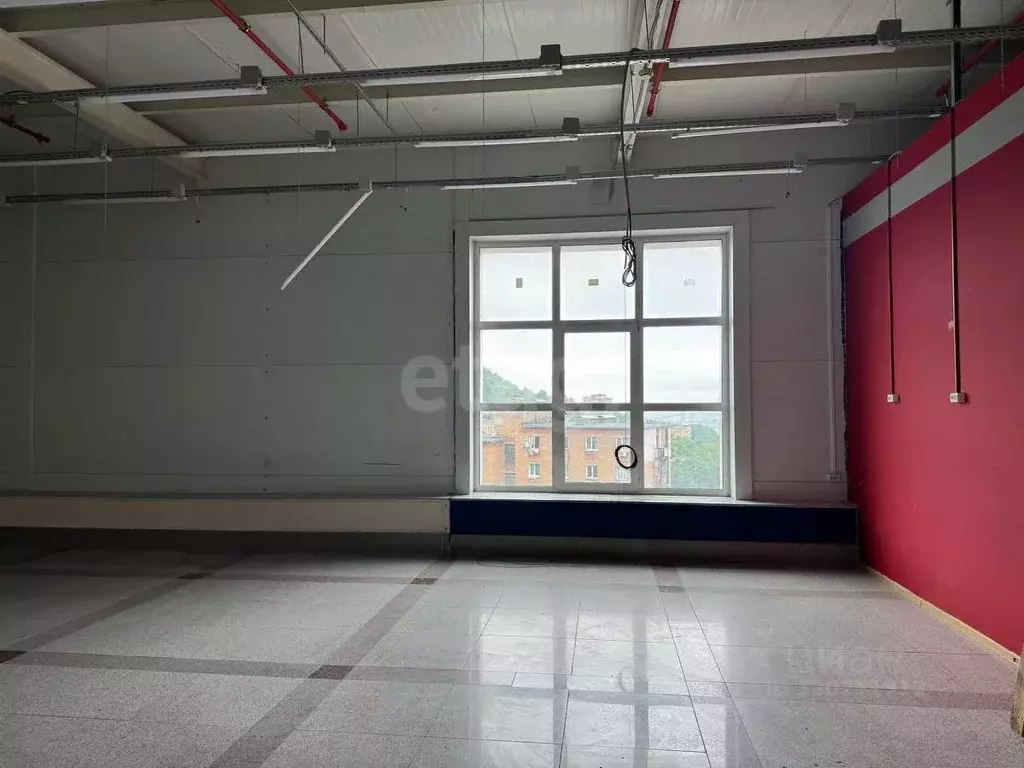 Торговая площадь в Приморский край, Владивосток ул. Адмирала Юмашева, ... - Фото 1