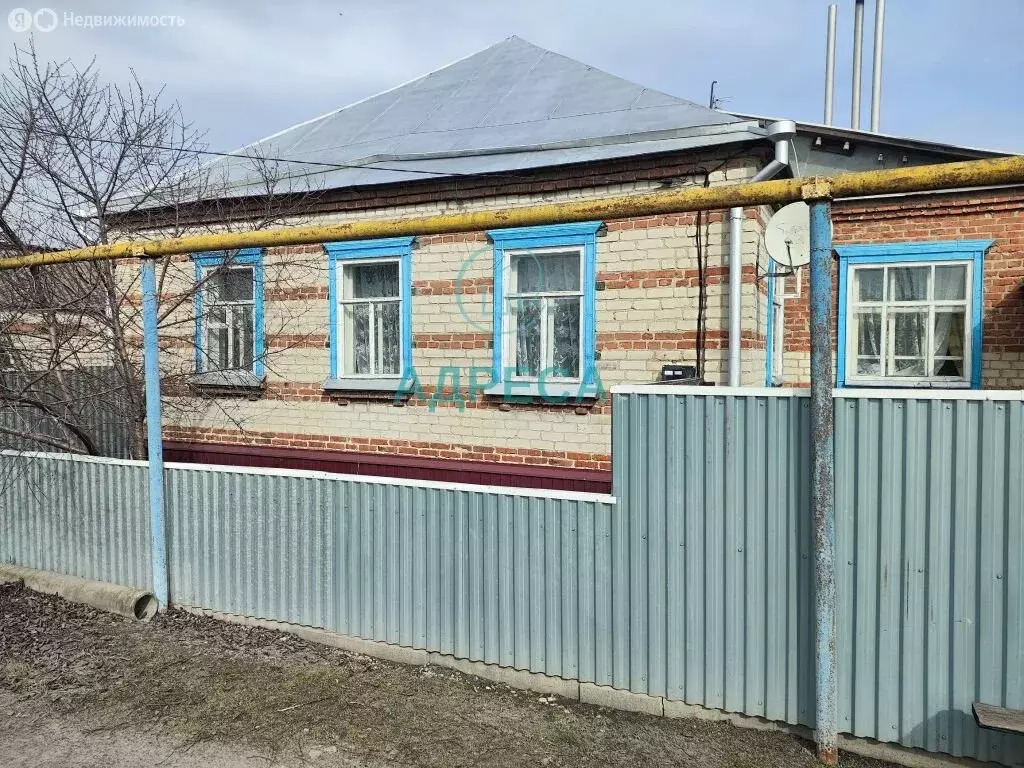 Дом в Белгородская область, городское поселение посёлок Чернянка, ... - Фото 1