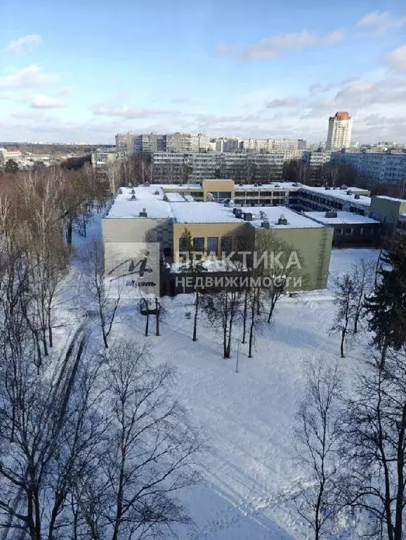 Продается 3-комнатная квартира - Фото 1