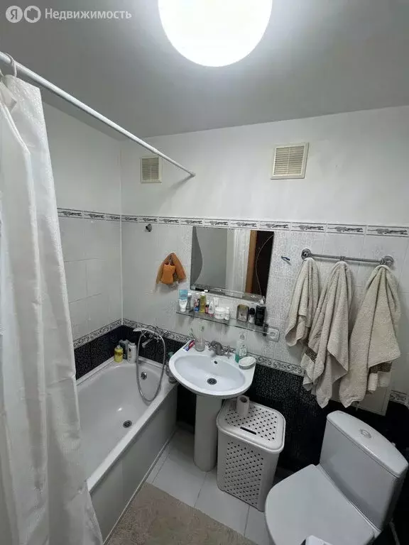 3-комнатная квартира: Армавир, улица Полины Осипенко, 91 (70 м) - Фото 1