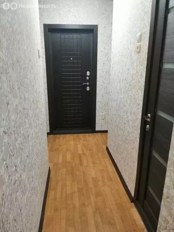 1-комнатная квартира: Балаково, улица Набережная Леонова, 80 (29 м) - Фото 1