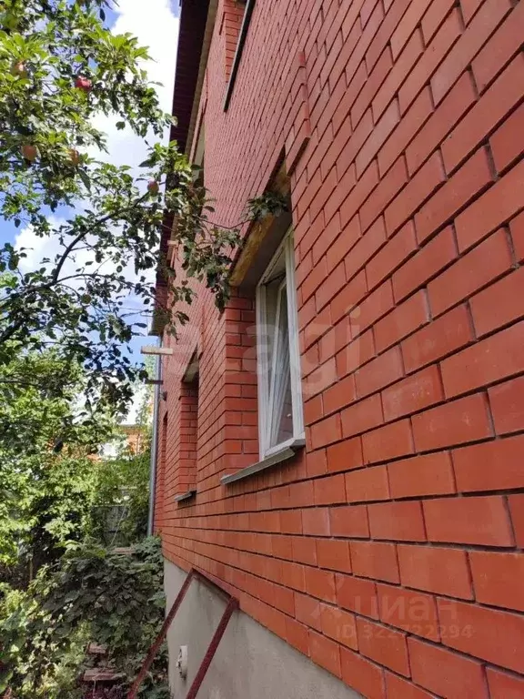 Дом в Саратовская область, Энгельс проезд Достоевского, 1 (182 м) - Фото 1