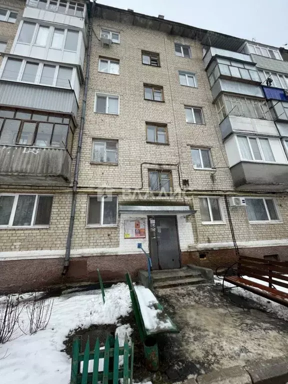 1-к кв. Белгородская область, Белгород Садовая ул., 39 (31.8 м) - Фото 1