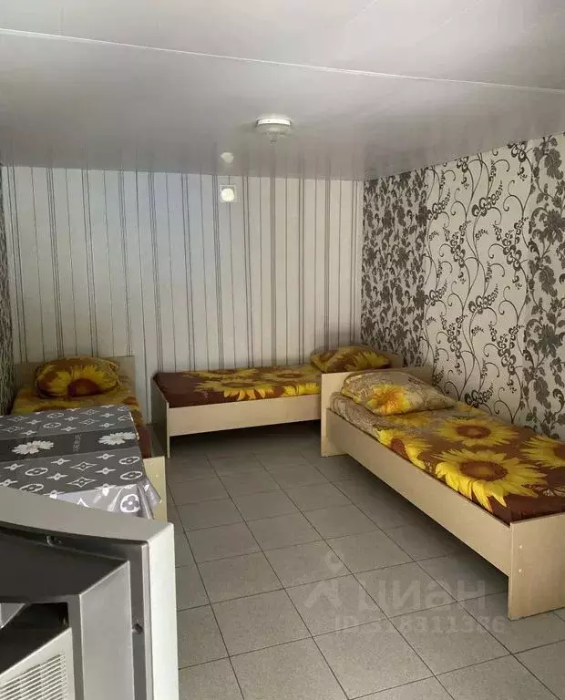 Комната Оренбургская область, Соль-Илецк ул. Кирова, 11 - Фото 0