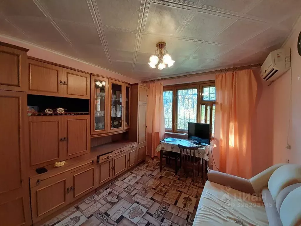 1-к кв. Волгоградская область, Волжский ул. Наримана Нариманова, 12 ... - Фото 1