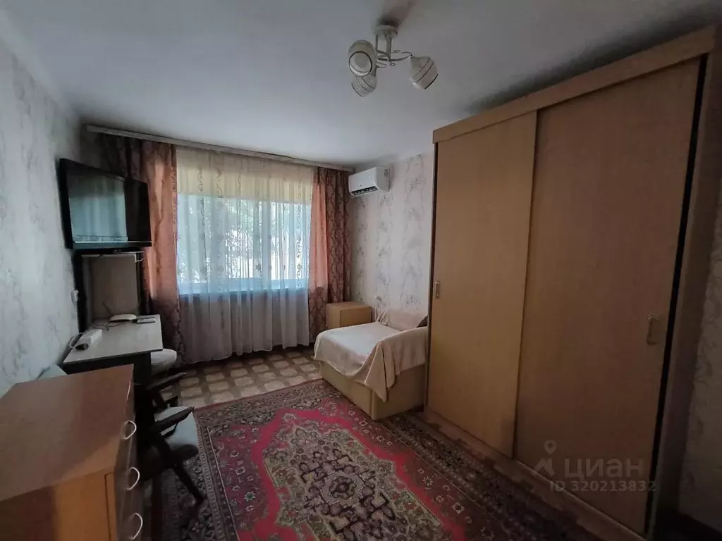 1-к кв. Крым, Симферополь ул. Семашко, 3 (30.0 м) - Фото 0
