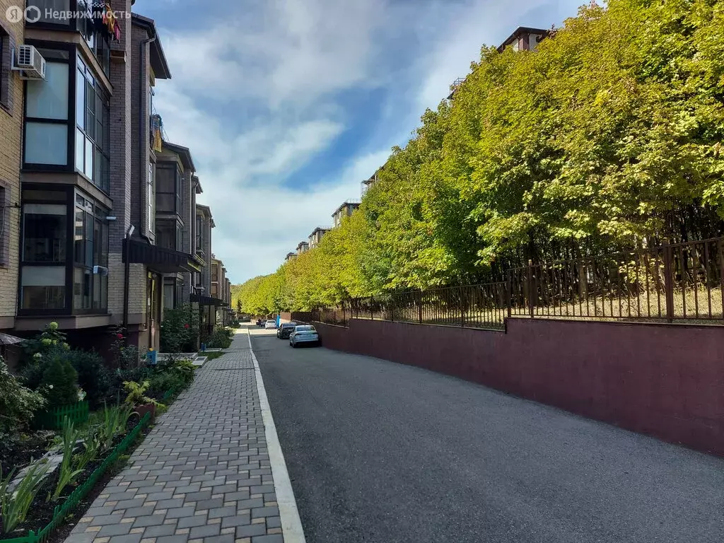 1-комнатная квартира: Ессентуки, улица Кленовая Роща, 4 (38.3 м) - Фото 2